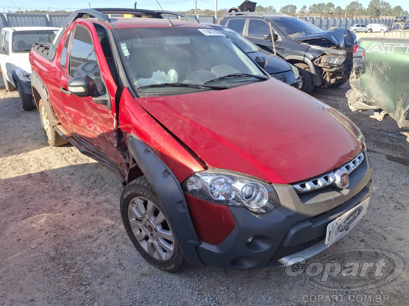 Fiat Strada CE Adventure 2016 1.8 16V ETORQ em São José Dos Pinhais - Paraná