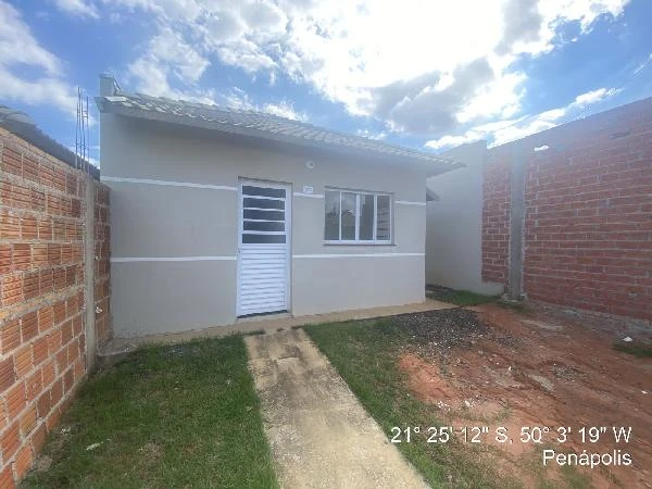 Casa com 2 Quartos em Penápolis/SP em Penápolis - São Paulo