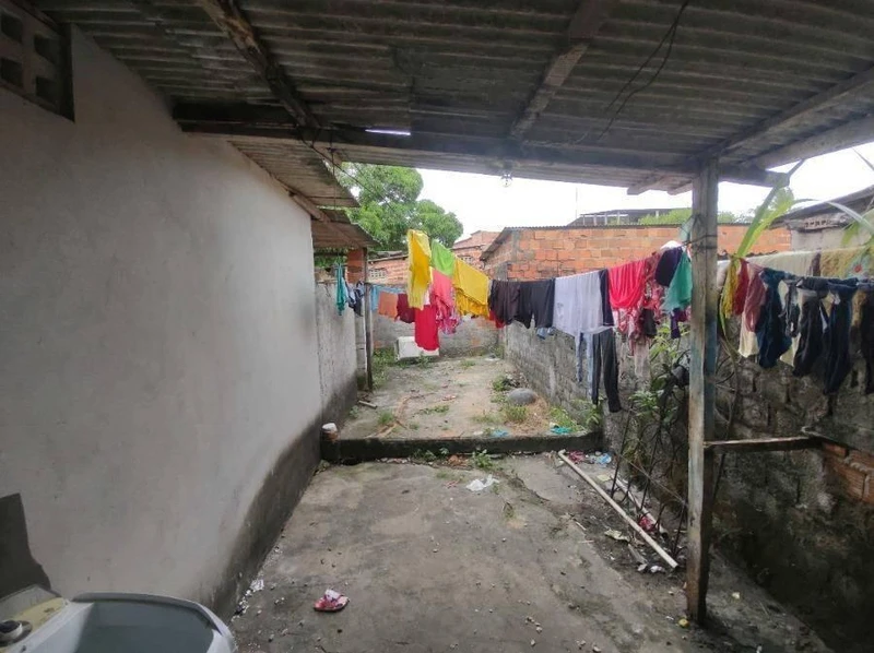 Casa com 2 Quartos em Camaari/BA em Camaçari - Bahia