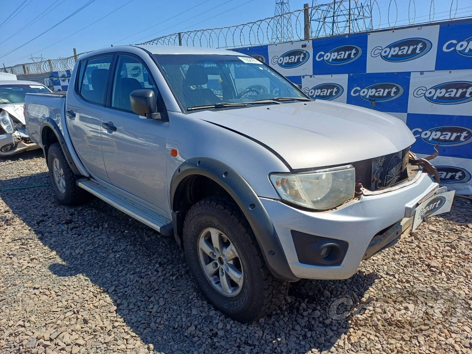 Mitsubishi L200 L200 Triton GLX 3.2 Turbo 2013 em Canoas - Rio Grande do Sul