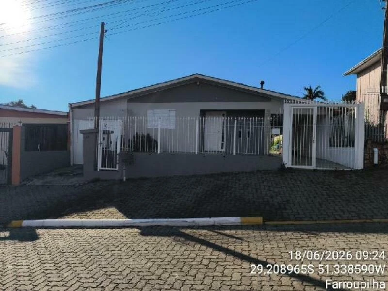 Casa com 3 Quartos em Farroupilha/RS em Farroupilha - Rio Grande do Sul