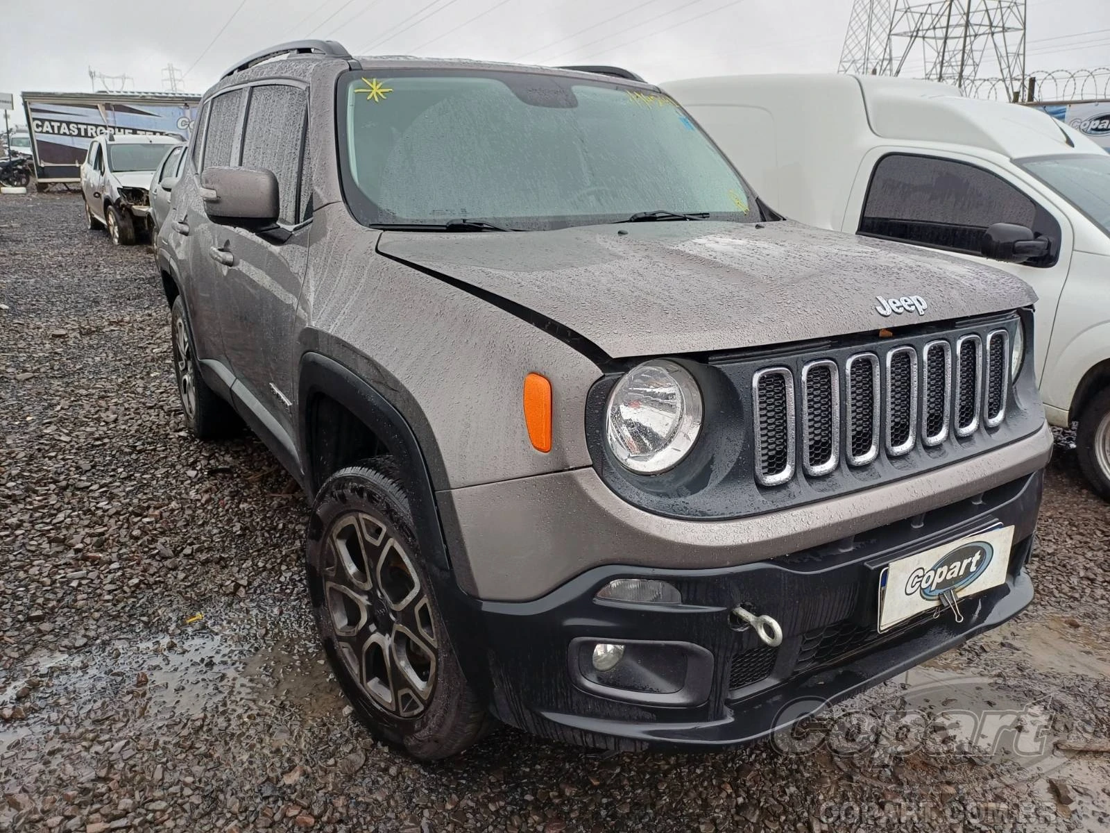 Jeep Renegade Longitude 2018 1.8 Evo Automático em Canoas - Rio Grande do Sul