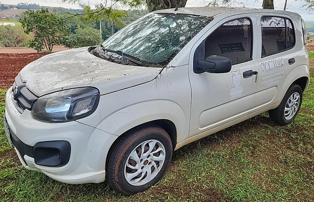 Fiat Uno Attractive 2018/2019 1.0 Manual em Iguatu - Paraná