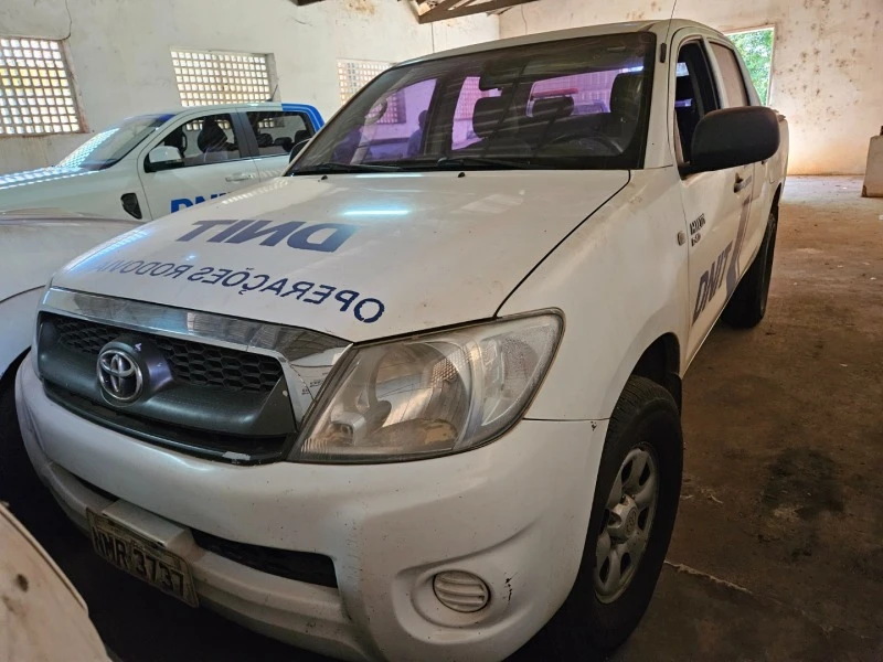 Toyota Hilux CD4X4 2009 Diesel em Caxias - Maranhão