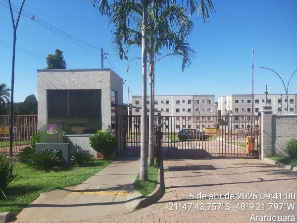 Apartamento com 2 Quartos e 1 Vaga em Araraquara/SP em Araraquara - São Paulo