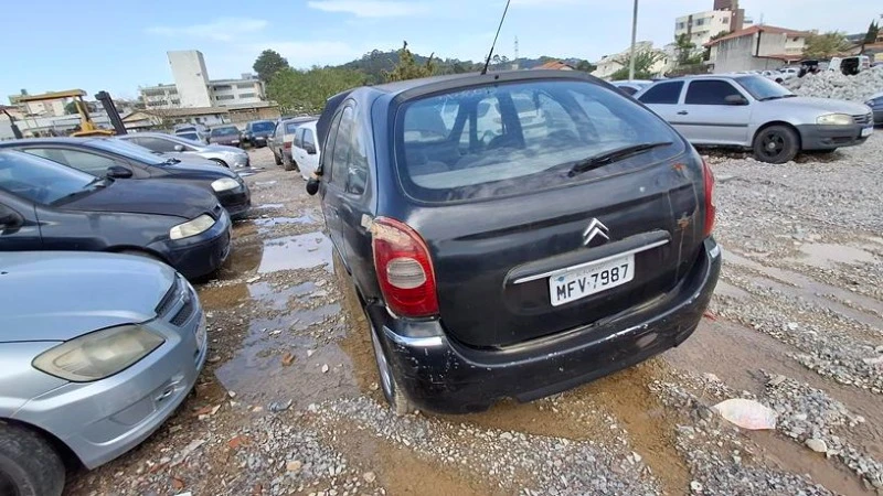 Citroën Picasso II16GLXF 2009/2010 em São José - Santa Catarina