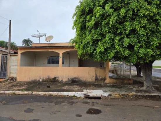 Casa com 125m² construída e 150m² de terreno em Rio Verde de Mato Grosso/MS em Rio Verde De Mato Grosso - Mato Grosso do Sul