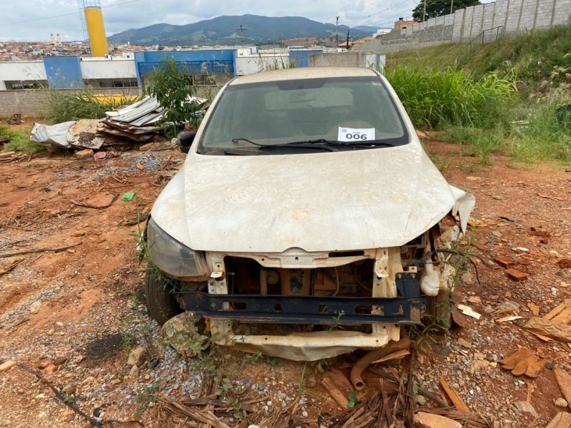 Volkswagen Gol TL 202? Automático em Ilicínea - Minas Gerais