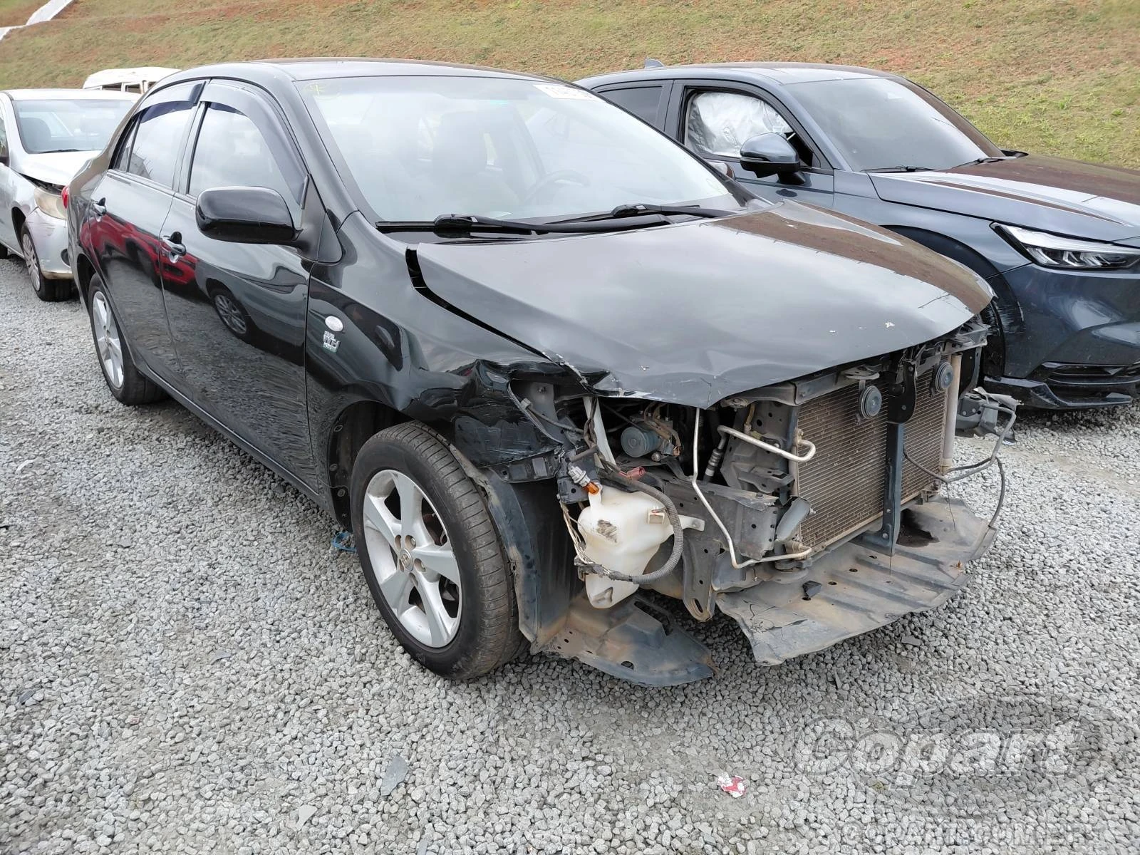 Toyota Corolla GLi 2013 1.8 Dual VVT-i Automático em Itaquaquecetuba - São Paulo