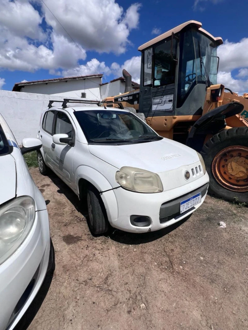 Fiat Uno Vivace 1.0 2015 em Serra Preta - Bahia