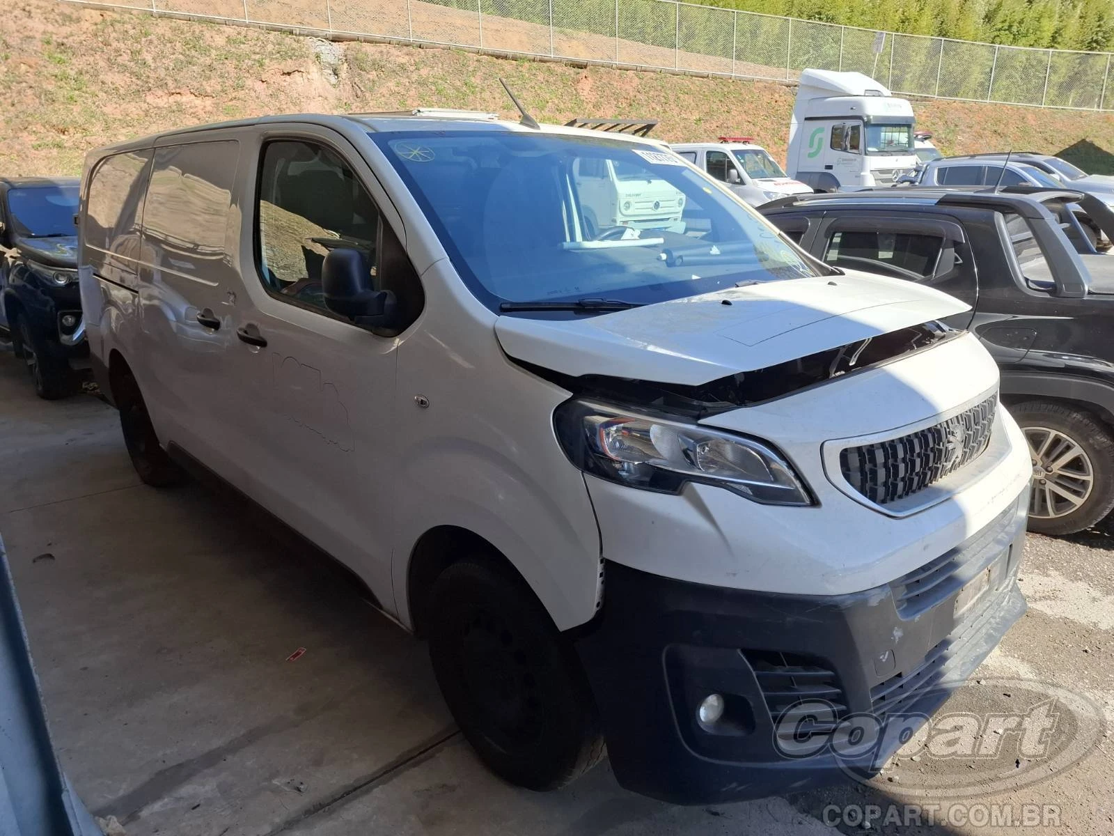 Peugeot Expert Expert Furgao Business Pack 1.6 Blue HDI Turbo 2022 em Embu Das Artes - São Paulo