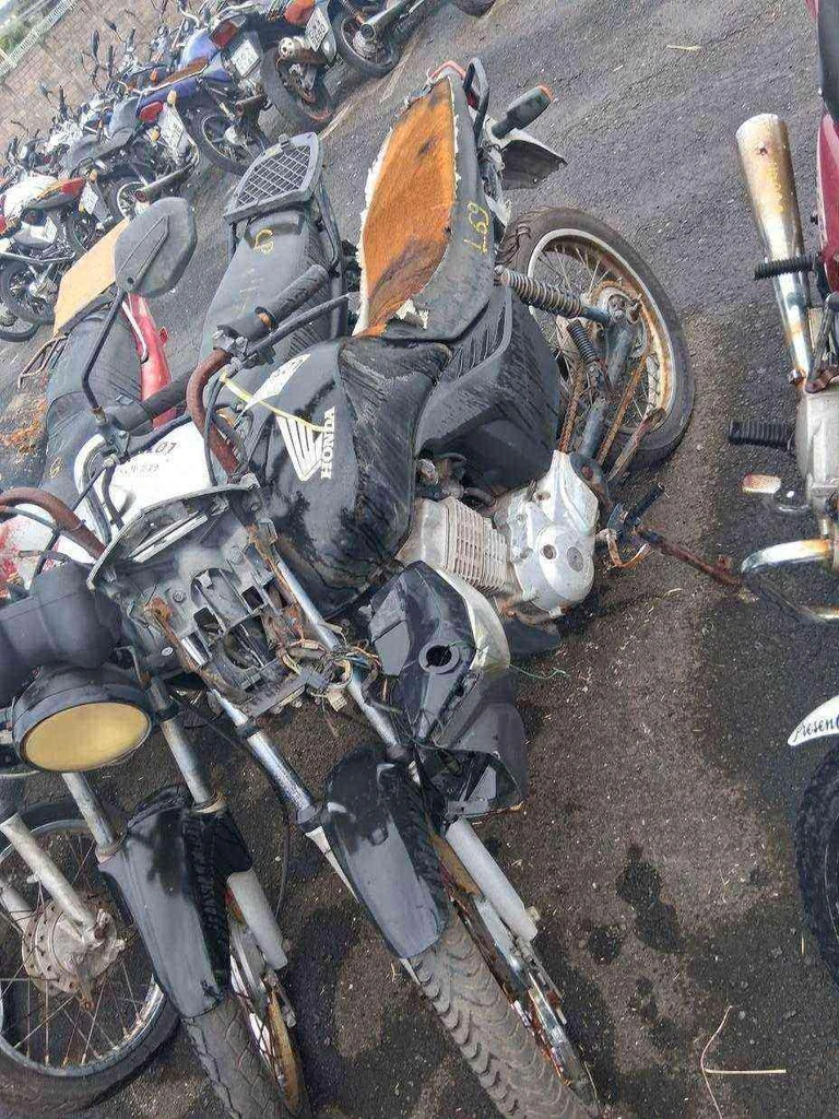 Honda CG Sucata Motor Inservível em Campinas - São Paulo