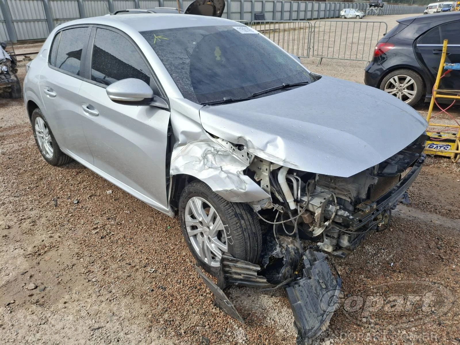 Peugeot 208 Active 2022 1.6 16V VVT em São José Dos Pinhais - Paraná