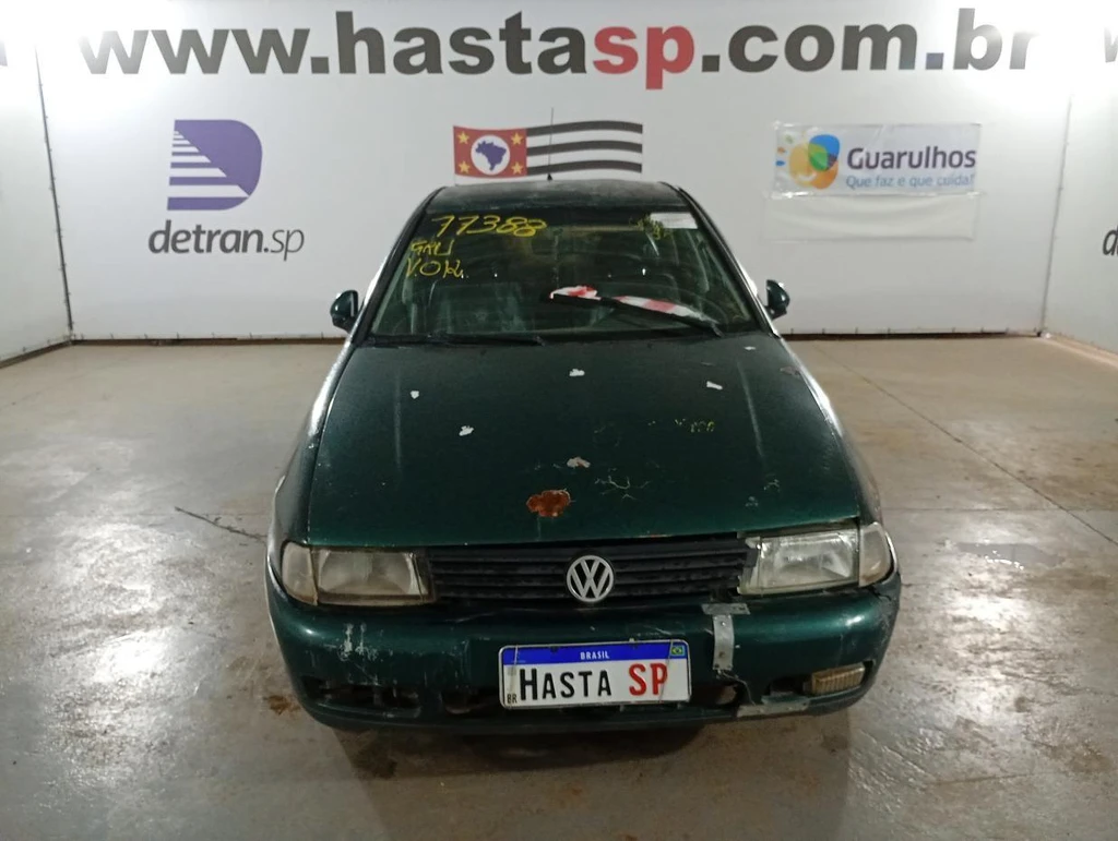 Volkswagen Polo Clas. 1999 Verde em Casa Branca - São Paulo