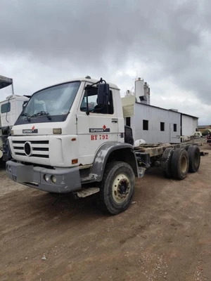 Volkswagen 26.22 26.22 2004/2005 Branca Diesel em Curitiba - Paraná