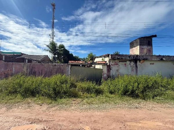 Casa com 5 Quartos em Sirinhaém/PE em Sirinhaem - Pernambuco