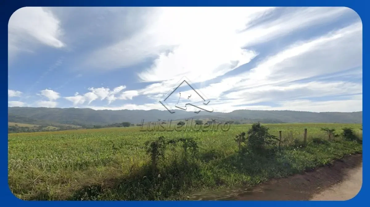 Terreno GLEBA de Terras em Fazenda Velha, Delfinópolis/MG em Delfinópolis - Minas Gerais