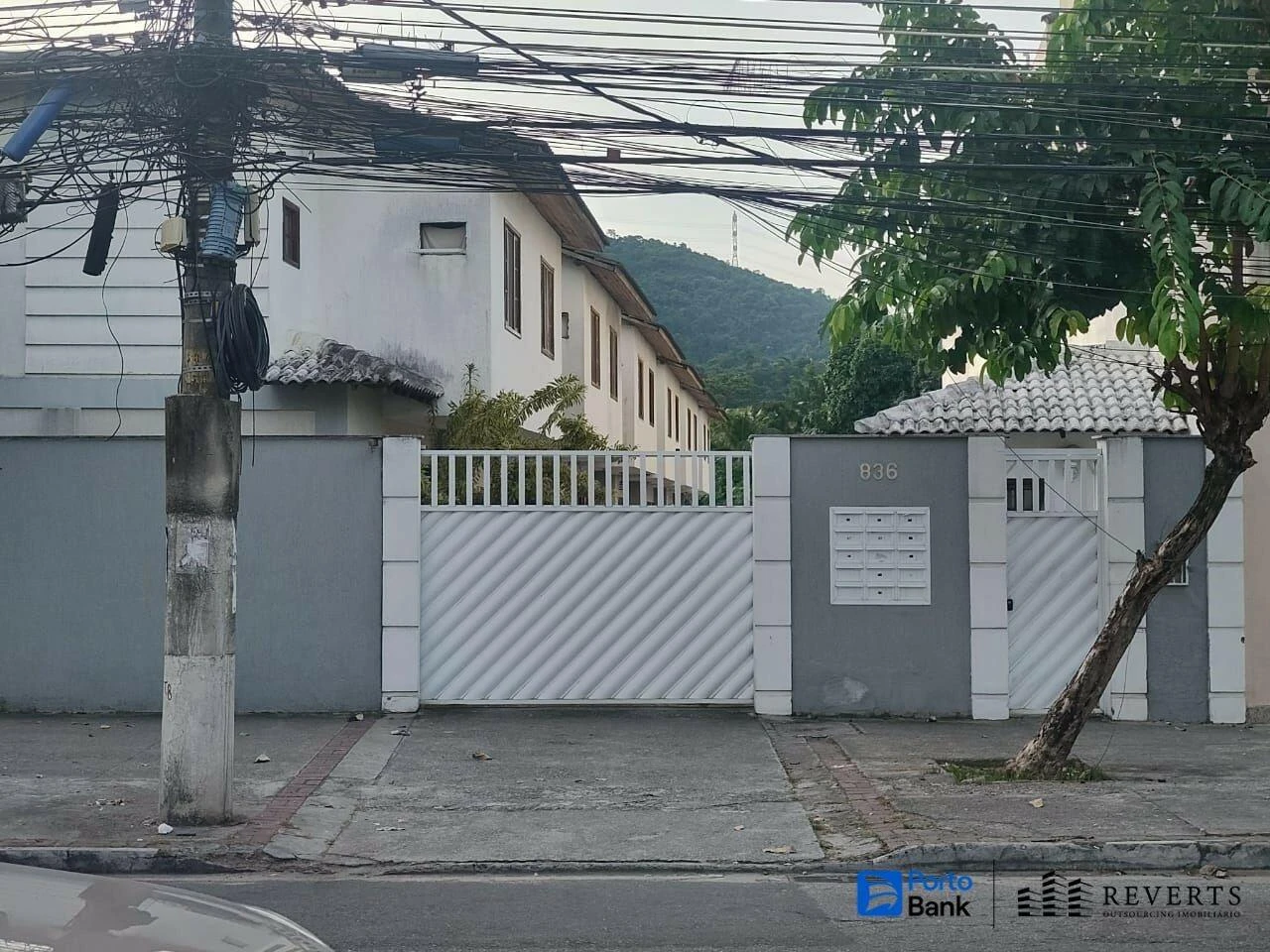Casa com fração de 0,0837 do terreno em Rio de Janeiro/RJ em Rio De Janeiro - Rio de Janeiro