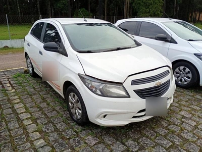 Chevrolet Onix Joy 2019 1.0 Manual em São José Dos Pinhais