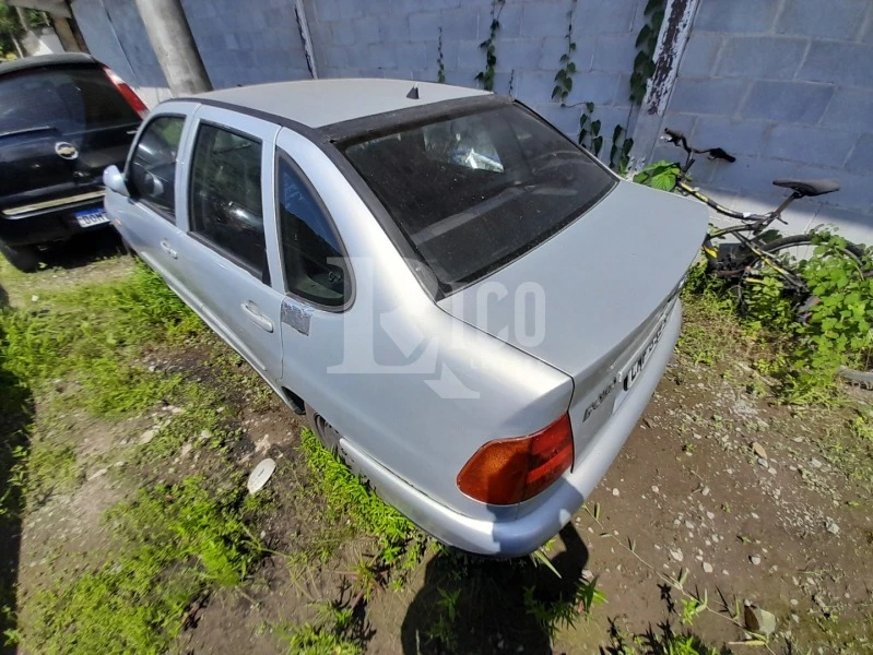 Volkswagen Polo Clas 1.8 MI em Sergipe