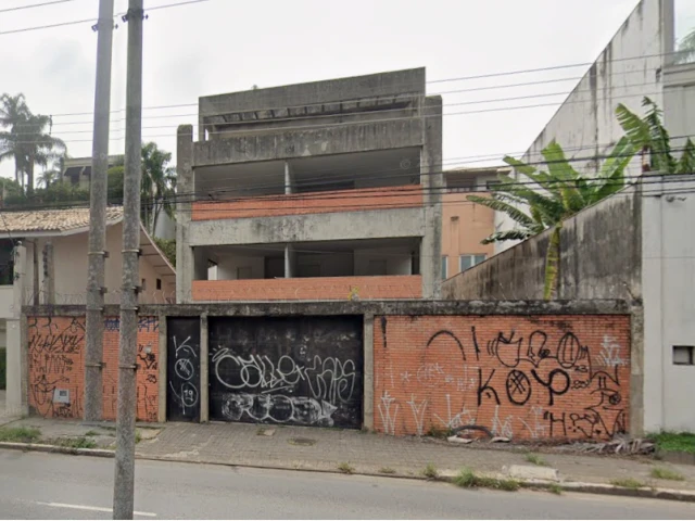 Prédio Comercial com 4 Pavimentos em São Paulo/SP em São Paulo