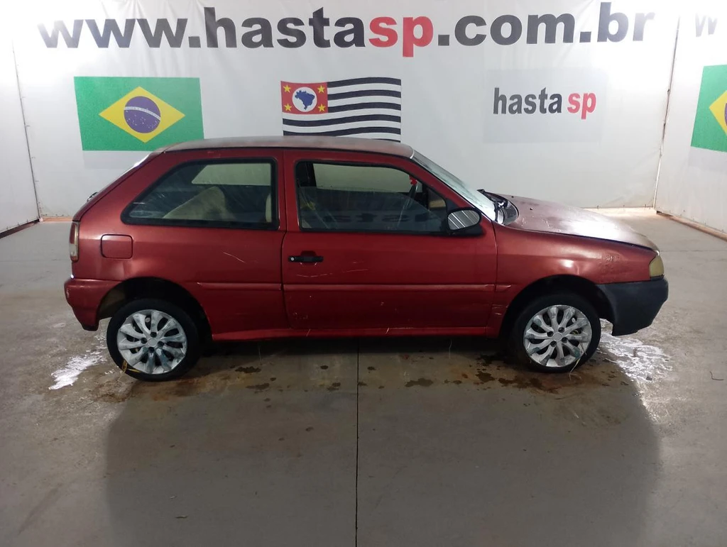 Volkswagen Gol I Plus 1996 1997 Vermelho em Casa Branca - São Paulo
