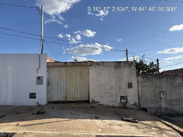Casa com 2 Quartos em Brasília de Minas/MG em Brasilia De Minas - Minas Gerais