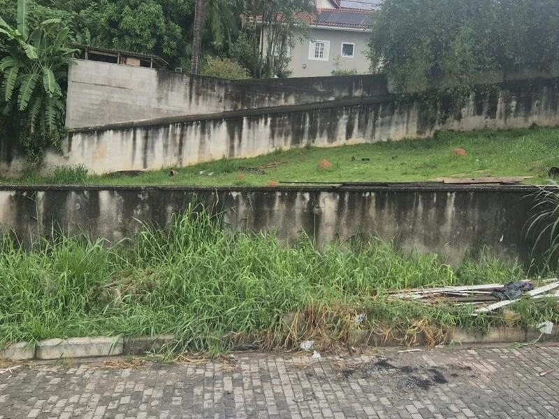 Terreno Lote B em Itapeti, Mogi das Cruzes/SP em Mogi Das Cruzes - São Paulo