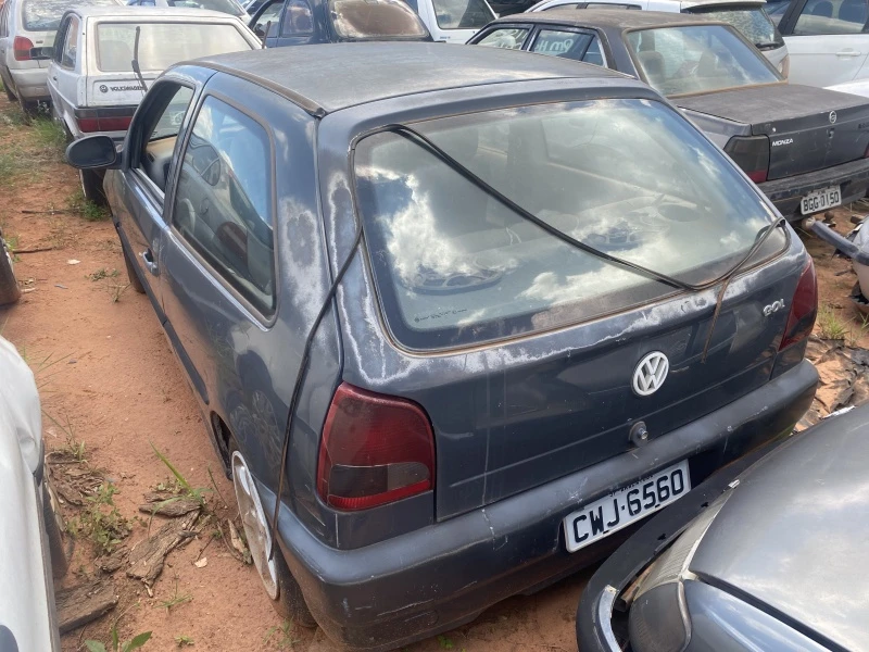 Volkswagen Gol Gol Sucata Aproveitável Motor Inservível em Tupã - São Paulo