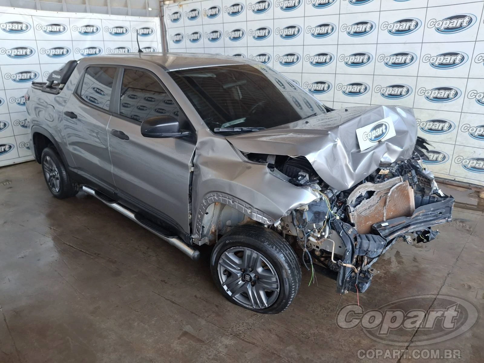 Fiat Toro Endurance 2021 1.8 Automático em Candeias - Bahia