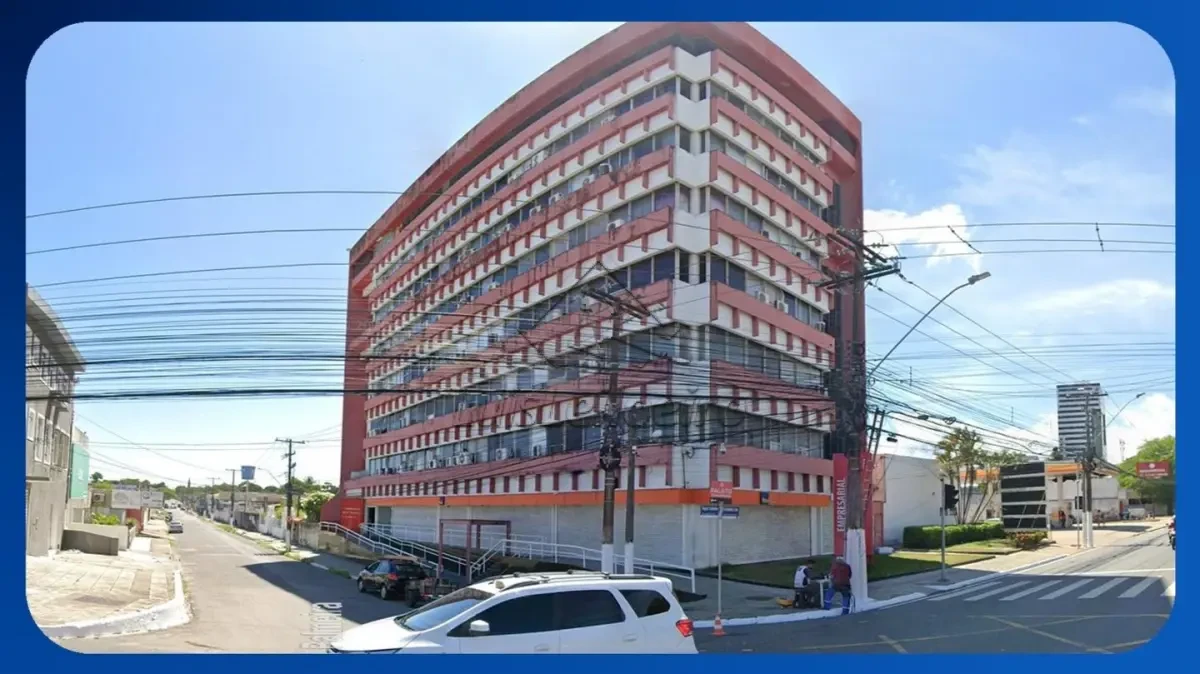 Sala Comercial 7º andar no Centro Empresarial em Maceió/AL em Maceió - Alagoas