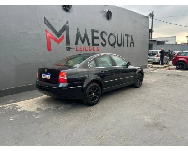 Volkswagen Passat 2004 1.8 Turbo Gasolina Blindado em São Paulo