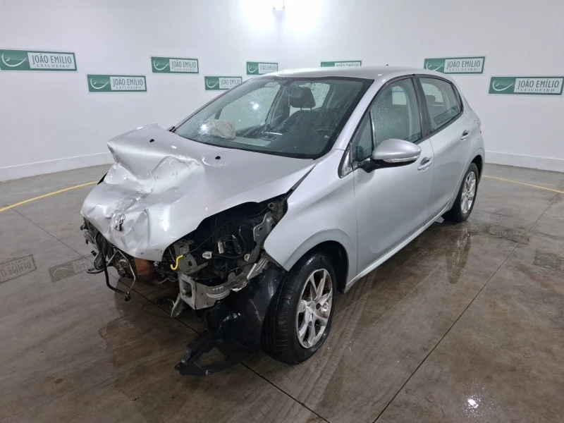 Peugeot 208 Active 2014 em Rio De Janeiro - Rio de Janeiro