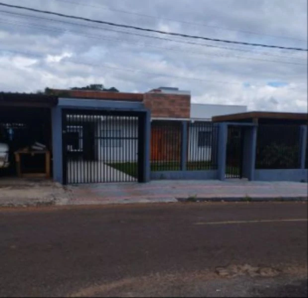 Casa em Francisco Beltrão/PR em Francisco Beltrão - Paraná