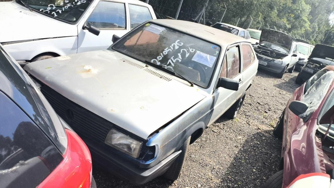 Volkswagen Gol 1000 1994 Prata em Araucária - Paraná