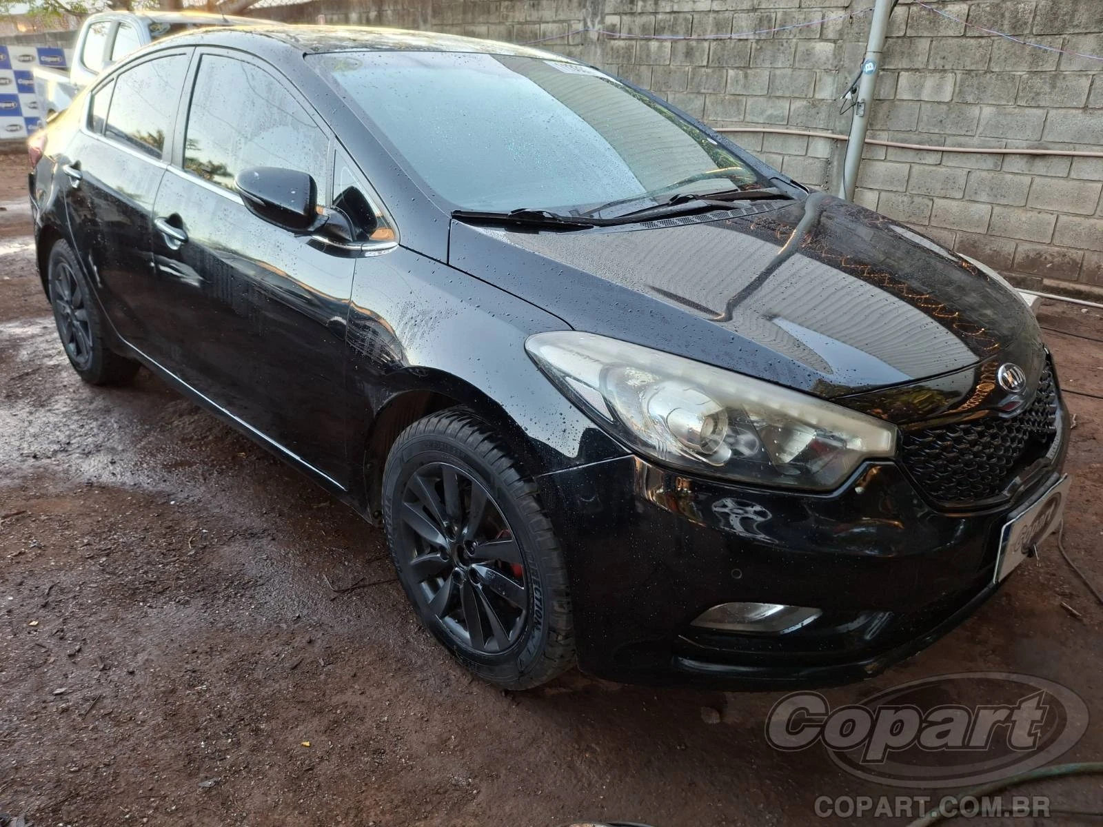 Kia Cerato SX 2014 1.6 em Aparecida De Goiânia - Goiás