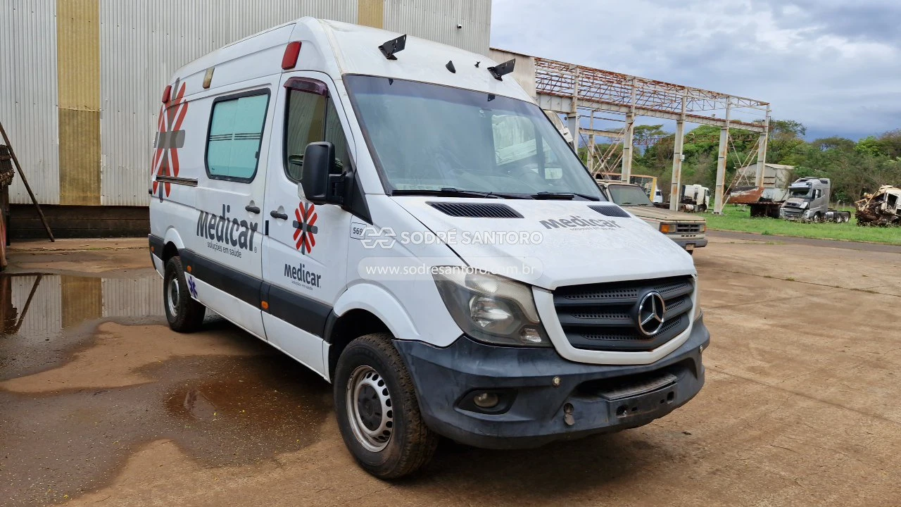 Mercedes-Benz 415 Alter Amb Alter Amb 2018 Diesel Branca em Sertãozinho - São Paulo