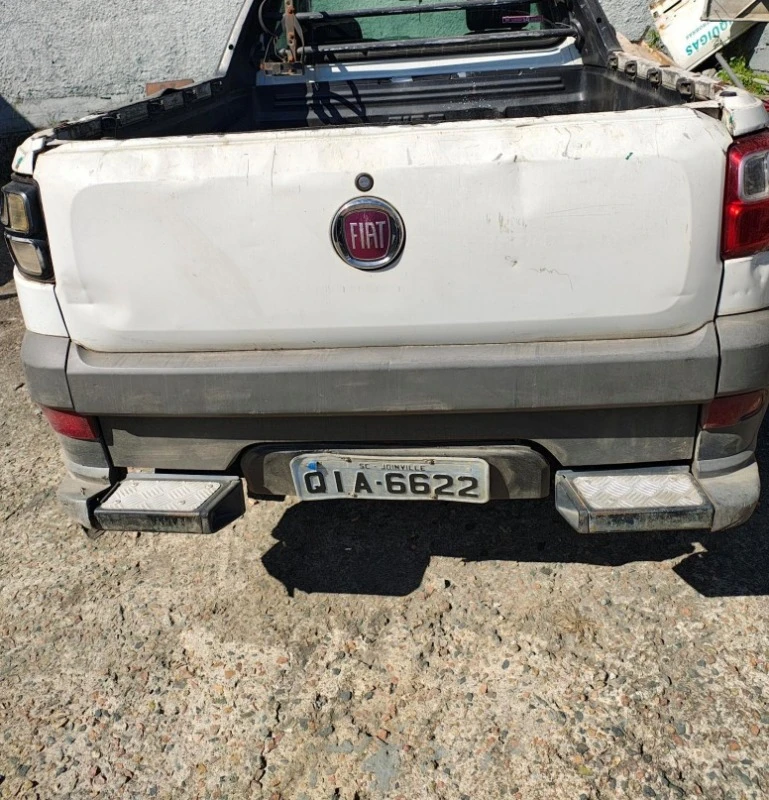Fiat Strada Working 2016 em Joinville - Santa Catarina