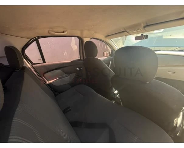 Renault Logan Expression 2016 1.6 Automático? em São Paulo