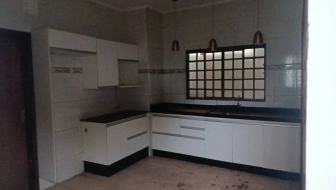 Casa em Votuporanga/SP no Park Residencial Colinas em Votuporanga - São Paulo