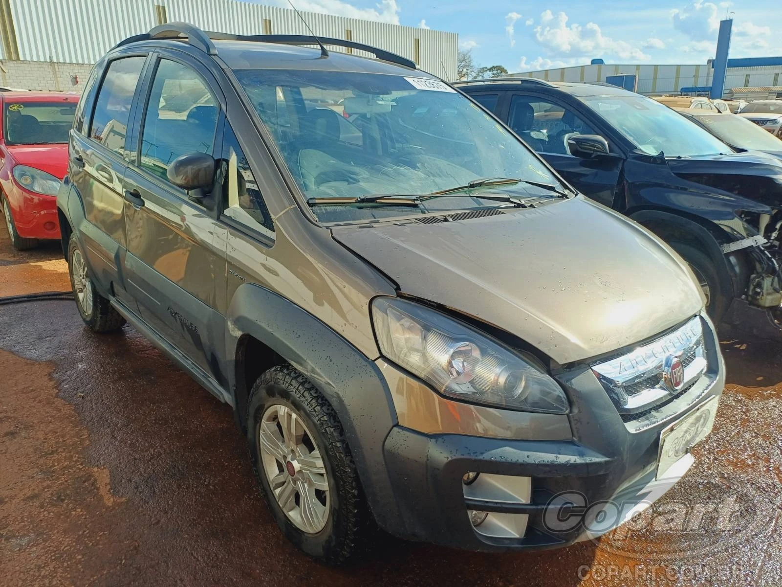 Fiat Idea Adventure 2013 1.8 16V Automático em Aparecida De Goiânia - Goiás