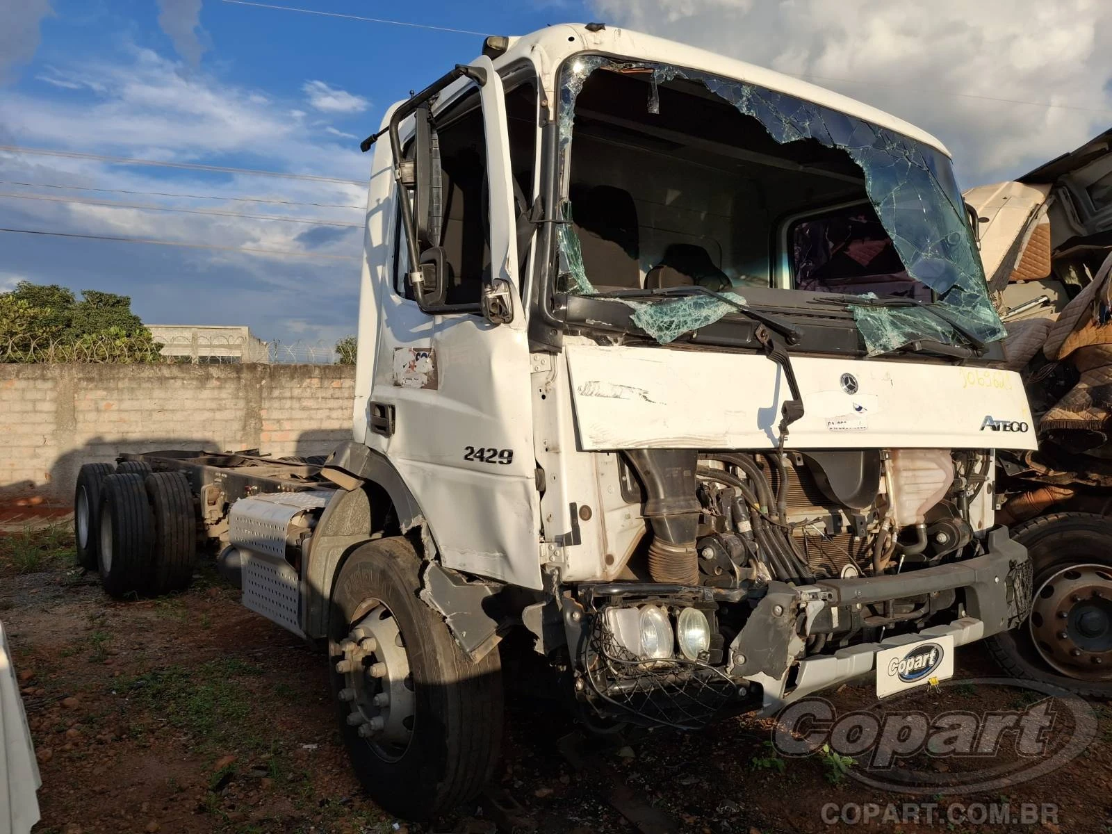 Mercedes-Benz Atego Atego 2429 2024 Automático Diesel 4x2 em Aparecida De Goiânia - Goiás