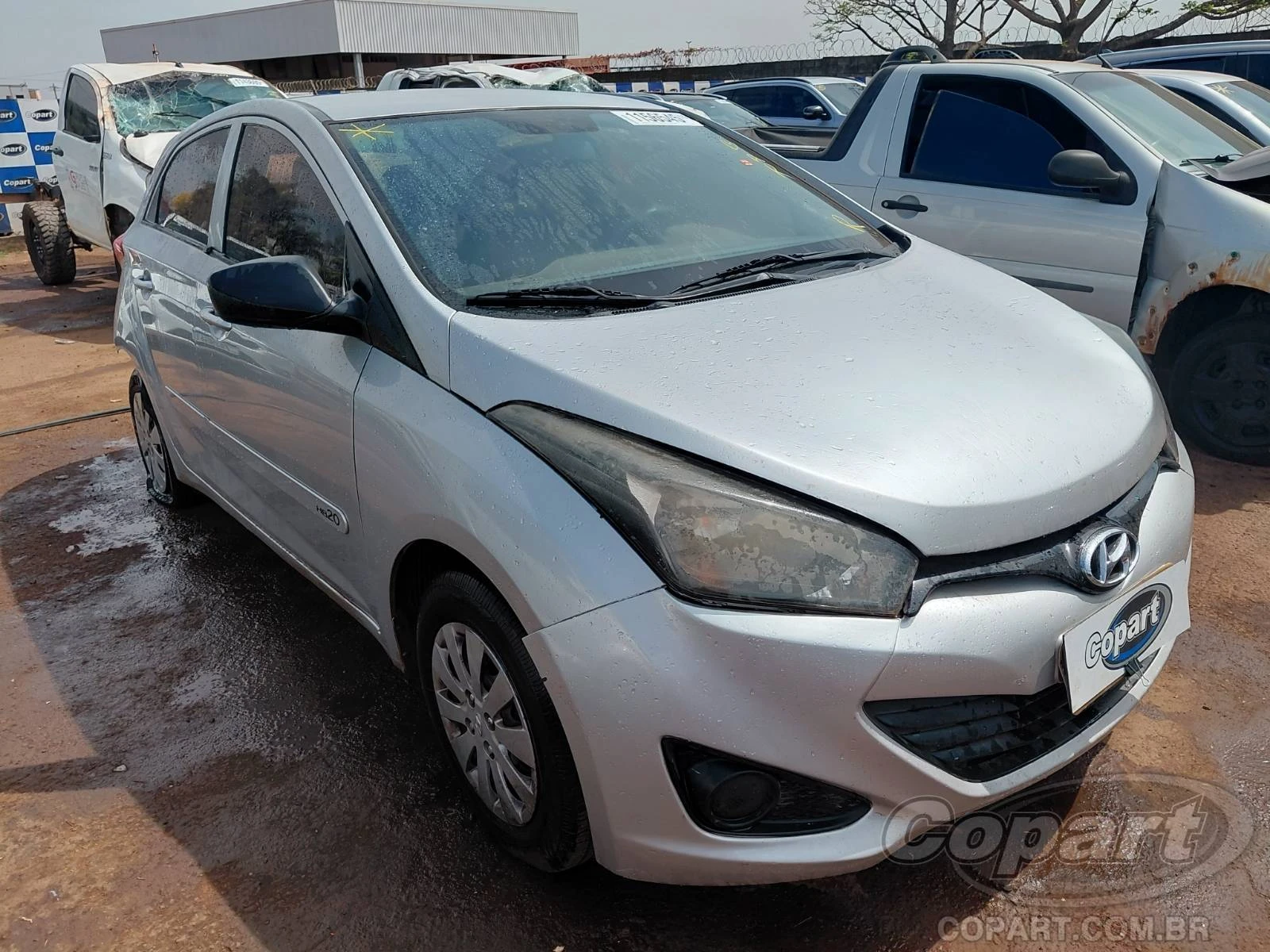 Hyundai HB20 Comfort 2013 1.0 CVVT Automático em Aparecida De Goiânia - Goiás