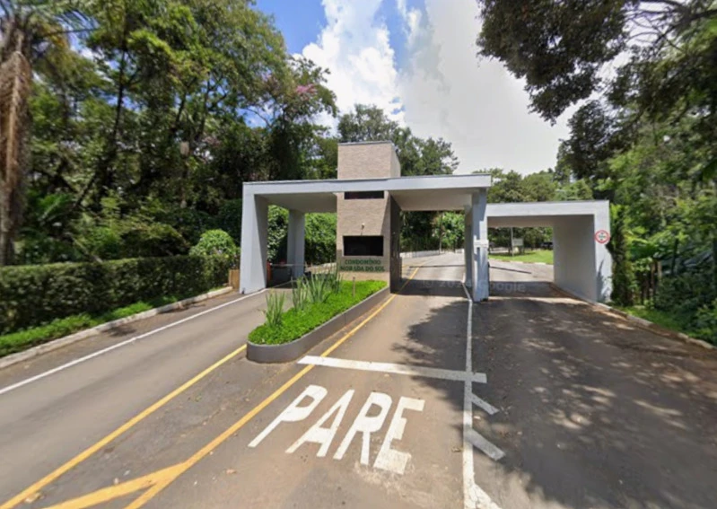 Terreno no Cond Morada do Sol em Santana de Parnaíba/SP em Santana De Parnaíba - São Paulo