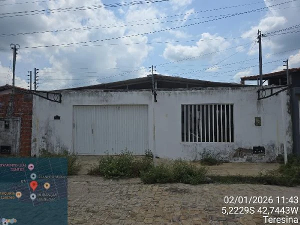 Casa com 3 Quartos e 1 Vaga em Teresina/PI em Teresina - Piauí