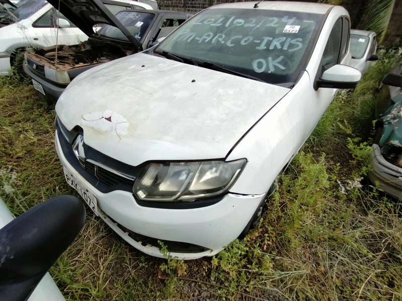 Renault Sandero Sucata Inservível em Tupã - São Paulo