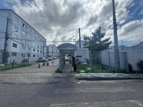 Apartamento com 2 Quartos em Camacari/BA em Camacari - Bahia