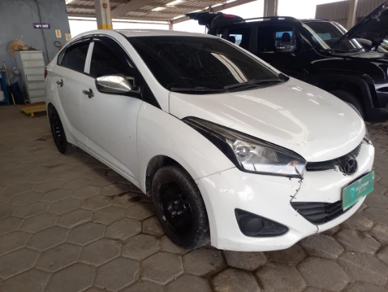 Hyundai HB20S 1.0M COMF 2015 em Tijucas - Santa Catarina