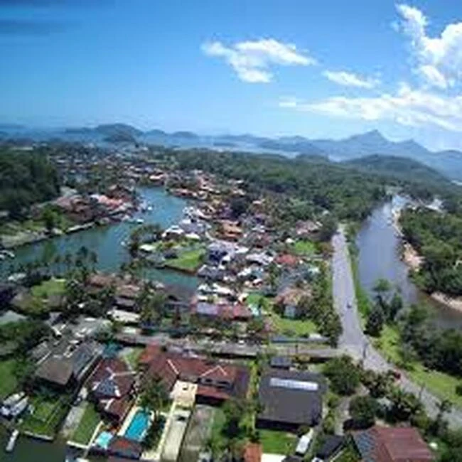 Terreno no Cond Port Bracuí em Angra dos Reis/RJ em Angra Dos Reis - Rio de Janeiro