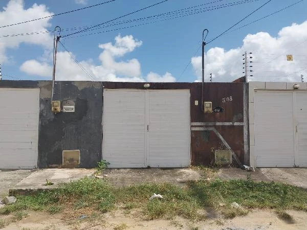 Casa com 2 Quartos em Itaitinga/CE em Itaitinga - Ceará